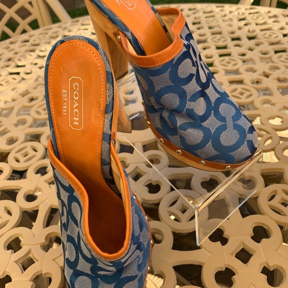 Vintage Denim Coach “BACALL” 4.5” w/1” Platform Mule Clogs! - Picture 3 of 16